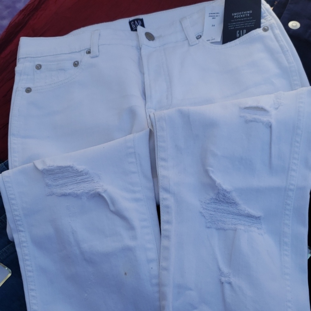 NWT Gap Smoothing pockets straight jeans